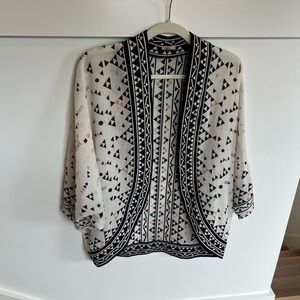 Urban Outfitters Ecote Black and Cream Kimono Geometric XS/S